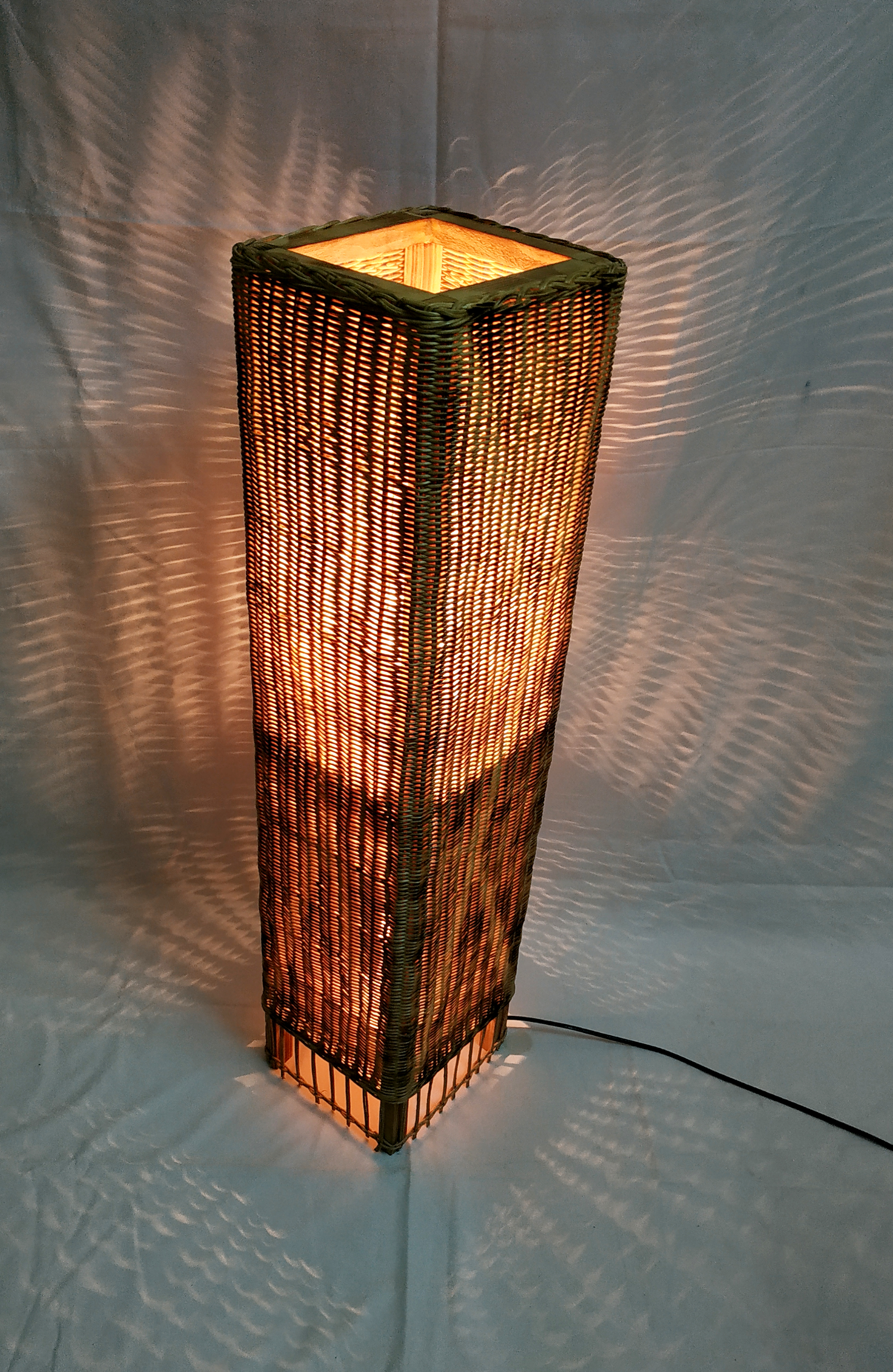 Fiber stand lamp