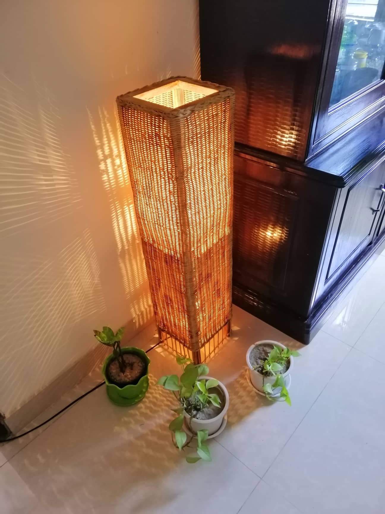 Handicraft rattan knitting floor lamp